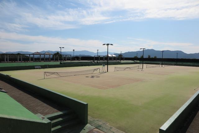 田川市市民テニスコート